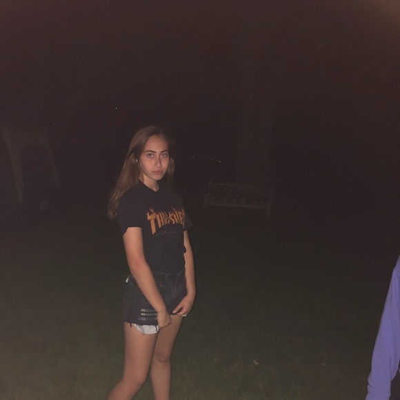 Meet your Posher, Sierra - Picture 1 of 6